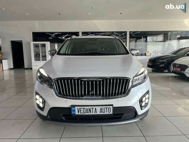 Киа Соренто, объемом двигателя 2.2 л и пробегом 250 тыс. км за 19000 $, фото 1 на Automoto.ua