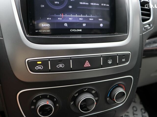 Киа Соренто, объемом двигателя 2.4 л и пробегом 77 тыс. км за 12900 $, фото 8 на Automoto.ua
