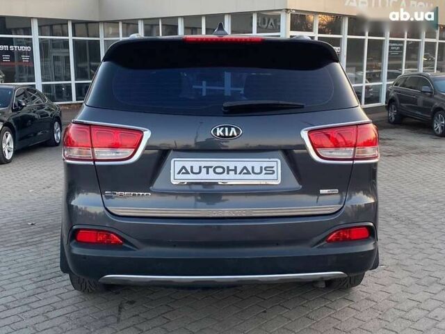 Киа Соренто, объемом двигателя 2.2 л и пробегом 257 тыс. км за 16999 $, фото 6 на Automoto.ua