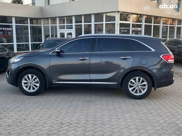 Киа Соренто, объемом двигателя 2.2 л и пробегом 257 тыс. км за 16999 $, фото 4 на Automoto.ua
