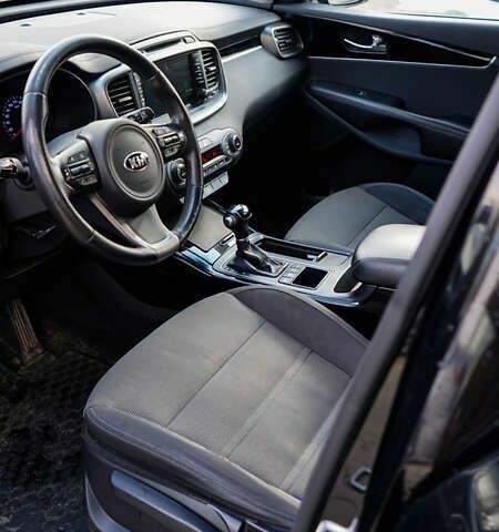 Киа Соренто, объемом двигателя 2.2 л и пробегом 204 тыс. км за 17799 $, фото 19 на Automoto.ua