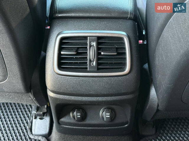 Кіа Соренто, об'ємом двигуна 2.2 л та пробігом 191 тис. км за 19900 $, фото 33 на Automoto.ua