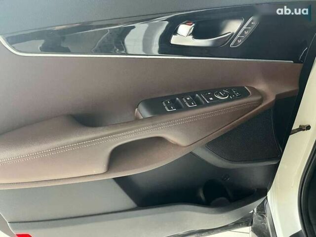 Киа Соренто, объемом двигателя 2.2 л и пробегом 250 тыс. км за 19000 $, фото 11 на Automoto.ua