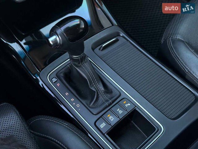 Кіа Соренто, об'ємом двигуна 2.2 л та пробігом 191 тис. км за 19900 $, фото 28 на Automoto.ua