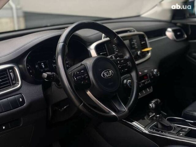 Киа Соренто, объемом двигателя 3.3 л и пробегом 198 тыс. км за 12800 $, фото 16 на Automoto.ua