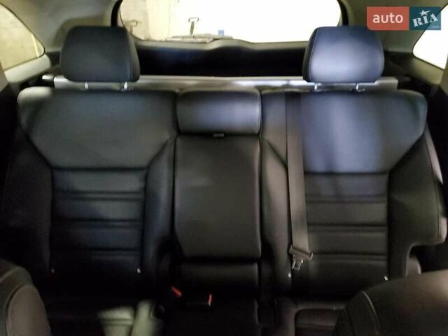 Киа Соренто, объемом двигателя 2 л и пробегом 98 тыс. км за 2000 $, фото 9 на Automoto.ua