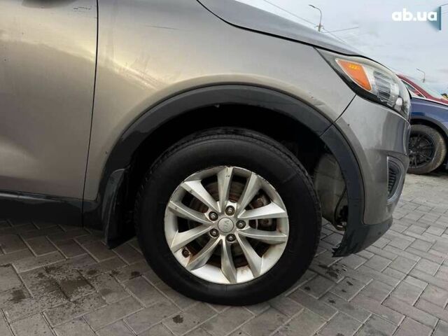 Киа Соренто, объемом двигателя 2.4 л и пробегом 216 тыс. км за 10900 $, фото 11 на Automoto.ua