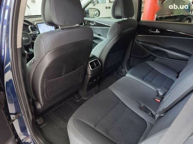 Киа Соренто, объемом двигателя 2.4 л и пробегом 151 тыс. км за 16200 $, фото 18 на Automoto.ua