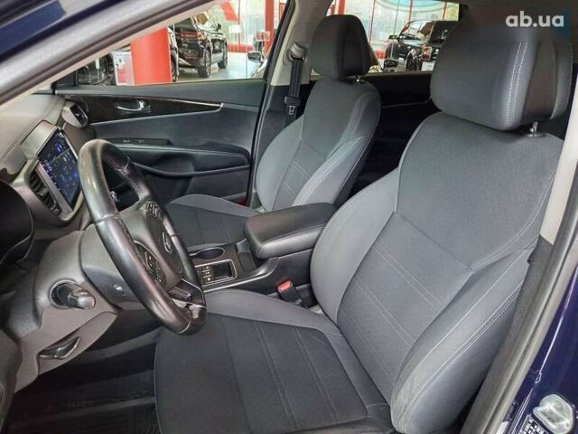 Киа Соренто, объемом двигателя 2.4 л и пробегом 151 тыс. км за 16200 $, фото 16 на Automoto.ua