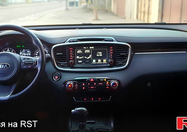 Кіа Соренто, об'ємом двигуна 20 л та пробігом 105 тис. км за 20000 $, фото 7 на Automoto.ua