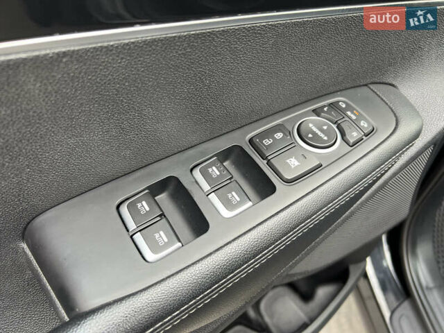 Киа Соренто 2016 в Трускавце на Automoto.ua Киа Соренто, объемом двигателя 0 л и пробегом 225 тыс. км за 23000 $, фото 23 на Automoto.ua