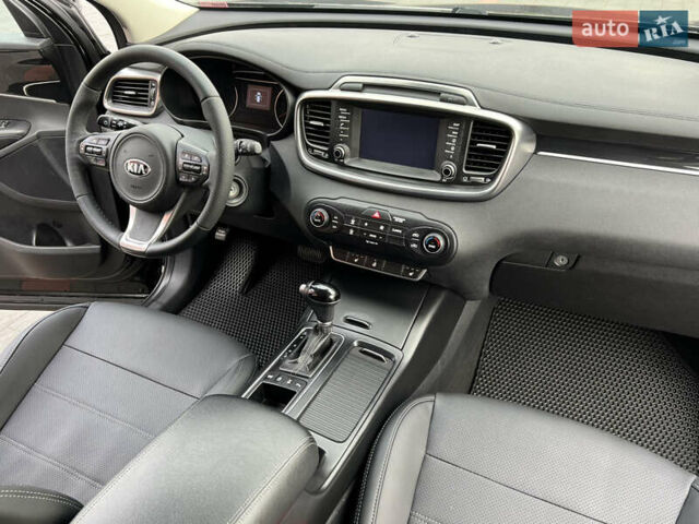 Киа Соренто 2016 в Трускавце на Automoto.ua Киа Соренто, объемом двигателя 0 л и пробегом 225 тыс. км за 23000 $, фото 25 на Automoto.ua