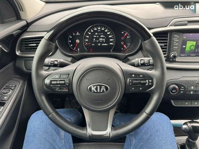 Киа Соренто, объемом двигателя 2.2 л и пробегом 289 тыс. км за 19990 $, фото 20 на Automoto.ua