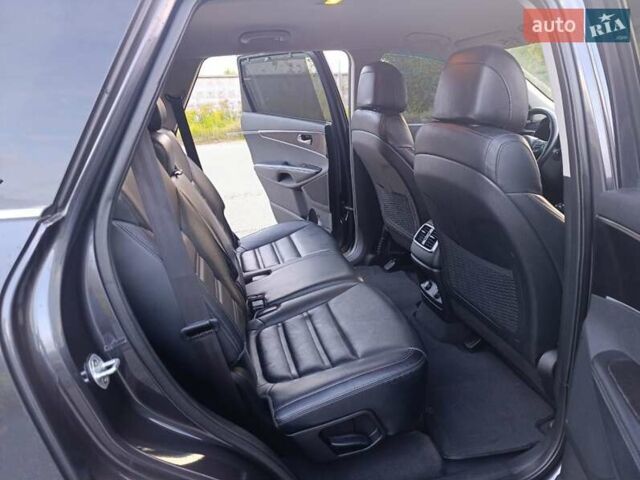 Киа Соренто, объемом двигателя 3.3 л и пробегом 210 тыс. км за 17500 $, фото 13 на Automoto.ua