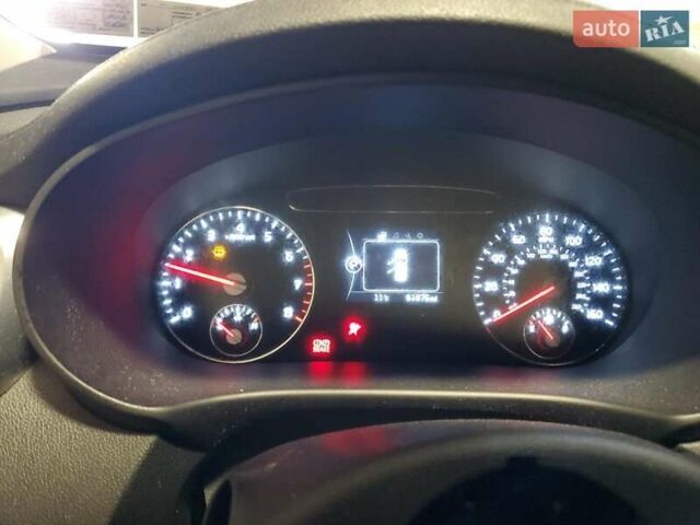 Киа Соренто, объемом двигателя 2 л и пробегом 98 тыс. км за 2000 $, фото 8 на Automoto.ua