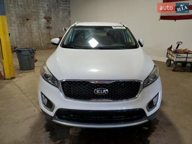 Киа Соренто, объемом двигателя 2 л и пробегом 98 тыс. км за 2000 $, фото 5 на Automoto.ua