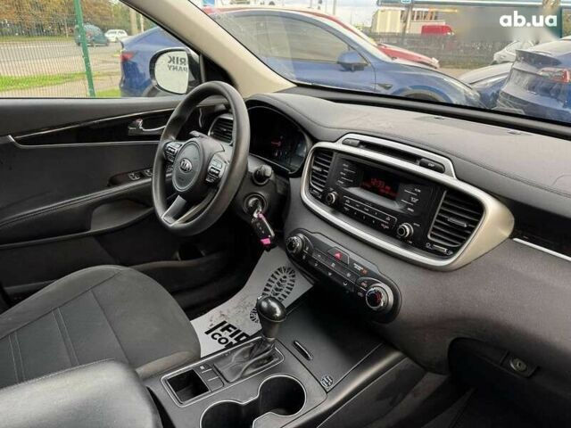 Киа Соренто, объемом двигателя 2.4 л и пробегом 216 тыс. км за 10900 $, фото 14 на Automoto.ua