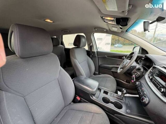 Киа Соренто, объемом двигателя 2.4 л и пробегом 216 тыс. км за 10900 $, фото 15 на Automoto.ua