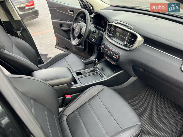 Киа Соренто 2016 в Трускавце на Automoto.ua Киа Соренто, объемом двигателя 0 л и пробегом 225 тыс. км за 23000 $, фото 27 на Automoto.ua