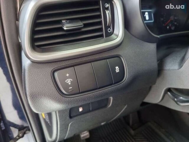 Киа Соренто, объемом двигателя 2.4 л и пробегом 151 тыс. км за 16200 $, фото 13 на Automoto.ua