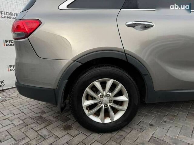 Киа Соренто, объемом двигателя 2.4 л и пробегом 216 тыс. км за 10900 $, фото 3 на Automoto.ua
