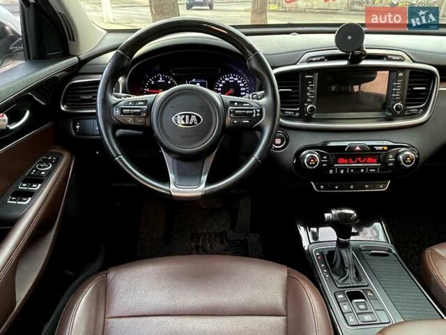 Киа Соренто, объемом двигателя 2.2 л и пробегом 126 тыс. км за 21600 $, фото 9 на Automoto.ua