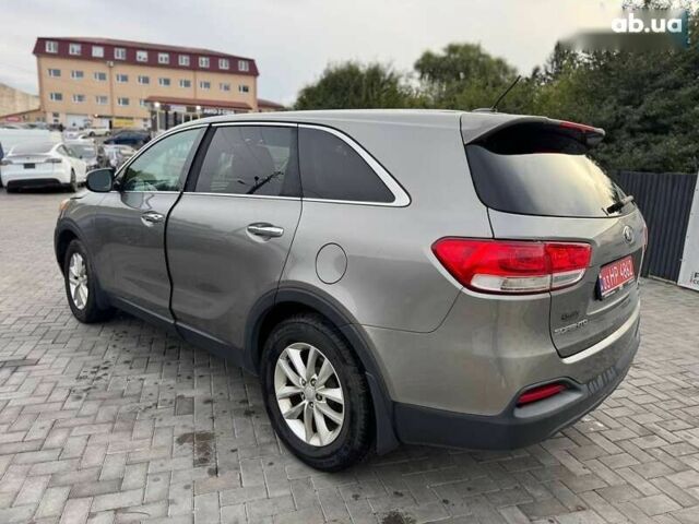 Киа Соренто, объемом двигателя 2.4 л и пробегом 216 тыс. км за 10900 $, фото 4 на Automoto.ua