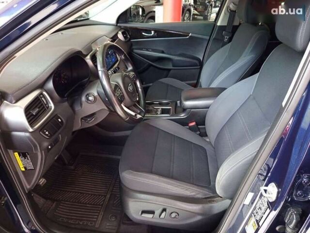 Киа Соренто, объемом двигателя 2.4 л и пробегом 151 тыс. км за 16200 $, фото 11 на Automoto.ua