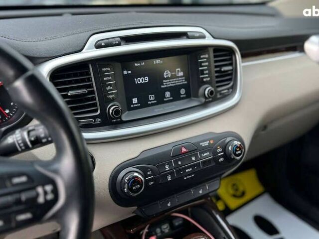 Кіа Соренто, об'ємом двигуна 2 л та пробігом 80 тис. км за 17700 $, фото 14 на Automoto.ua