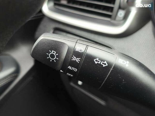 Кіа Соренто, об'ємом двигуна 2.4 л та пробігом 141 тис. км за 14700 $, фото 19 на Automoto.ua