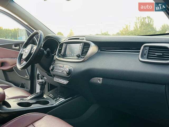 Киа Соренто, объемом двигателя 3.3 л и пробегом 163 тыс. км за 19900 $, фото 31 на Automoto.ua