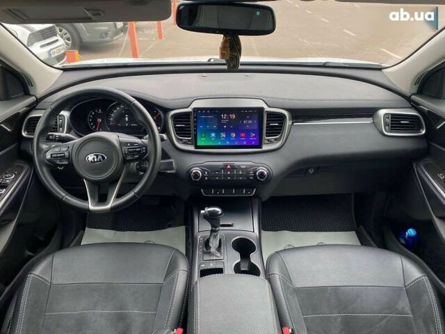 Киа Соренто, объемом двигателя 0 л и пробегом 83 тыс. км за 18500 $, фото 10 на Automoto.ua