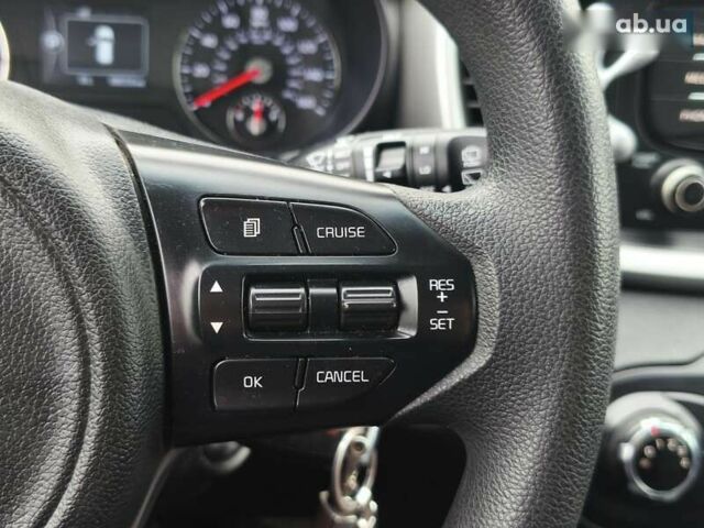 Кіа Соренто, об'ємом двигуна 2.4 л та пробігом 141 тис. км за 14700 $, фото 17 на Automoto.ua