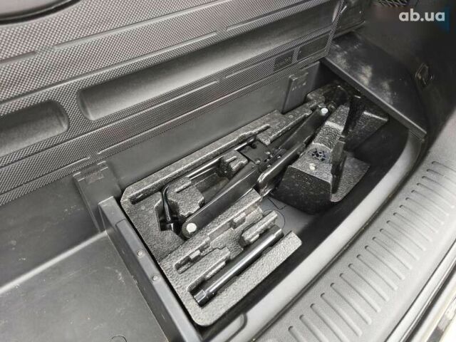 Кіа Соренто, об'ємом двигуна 2.4 л та пробігом 141 тис. км за 14700 $, фото 23 на Automoto.ua