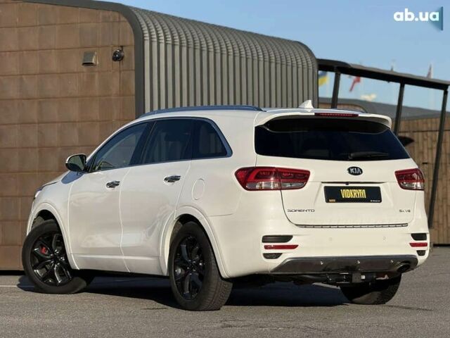 Кіа Соренто, об'ємом двигуна 3.3 л та пробігом 117 тис. км за 18950 $, фото 16 на Automoto.ua