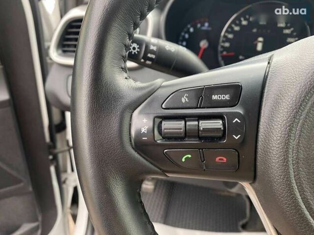 Кіа Соренто, об'ємом двигуна 0 л та пробігом 83 тис. км за 18700 $, фото 17 на Automoto.ua