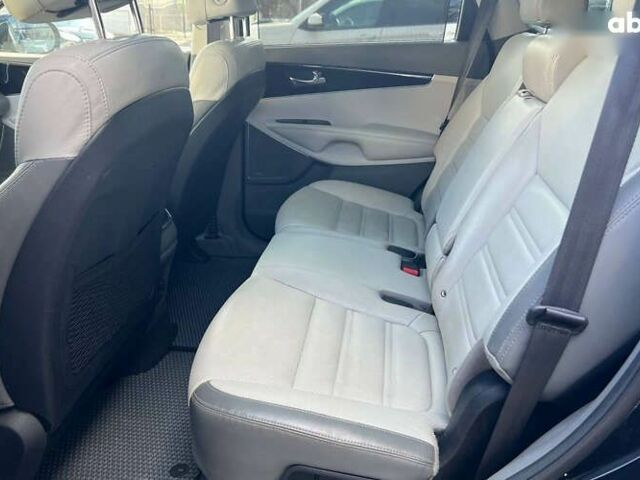 Кіа Соренто, об'ємом двигуна 3.3 л та пробігом 189 тис. км за 17500 $, фото 21 на Automoto.ua