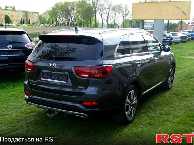 Киа Соренто 2017 в Харькове на Automoto.ua Киа Соренто, объемом двигателя 2.2 л и пробегом 81 тыс. км за 10500 $, фото 2 на Automoto.ua