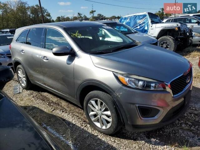 Киа Соренто, объемом двигателя 2.4 л и пробегом 153 тыс. км за 2200 $, фото 3 на Automoto.ua