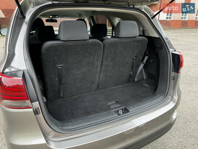 Киа Соренто, объемом двигателя 3.3 л и пробегом 169 тыс. км за 15000 $, фото 21 на Automoto.ua