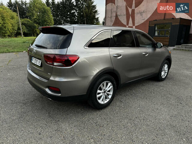 Киа Соренто, объемом двигателя 3.3 л и пробегом 169 тыс. км за 15000 $, фото 6 на Automoto.ua