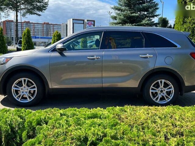 Кіа Соренто, об'ємом двигуна 2.4 л та пробігом 105 тис. км за 17500 $, фото 3 на Automoto.ua