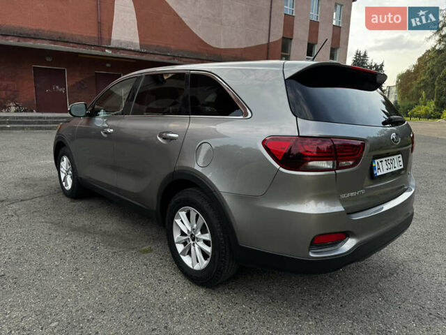 Киа Соренто, объемом двигателя 3.3 л и пробегом 169 тыс. км за 15000 $, фото 8 на Automoto.ua