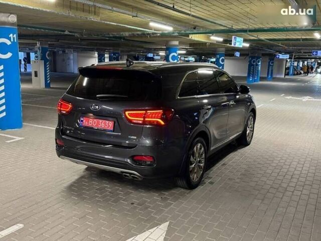 Киа Соренто, объемом двигателя 2 л и пробегом 131 тыс. км за 26300 $, фото 2 на Automoto.ua