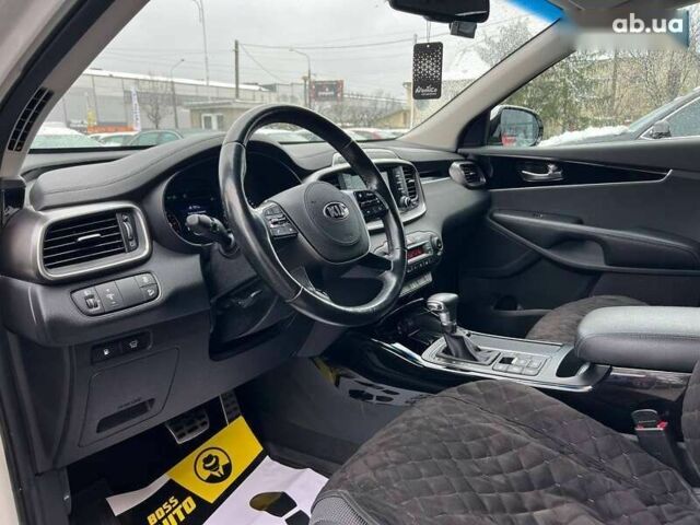 Киа Соренто, объемом двигателя 2.2 л и пробегом 51 тыс. км за 31000 $, фото 9 на Automoto.ua