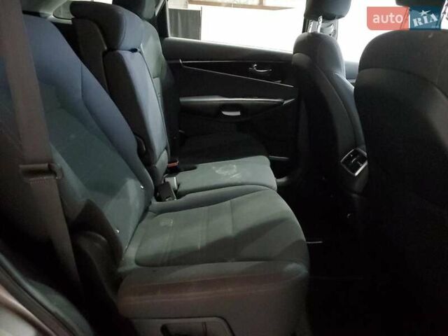 Киа Соренто, объемом двигателя 2.4 л и пробегом 153 тыс. км за 2200 $, фото 10 на Automoto.ua