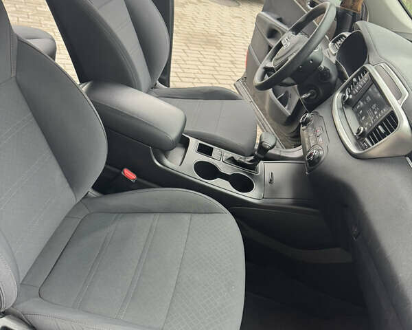 Киа Соренто, объемом двигателя 0 л и пробегом 170 тыс. км за 13800 $, фото 17 на Automoto.ua
