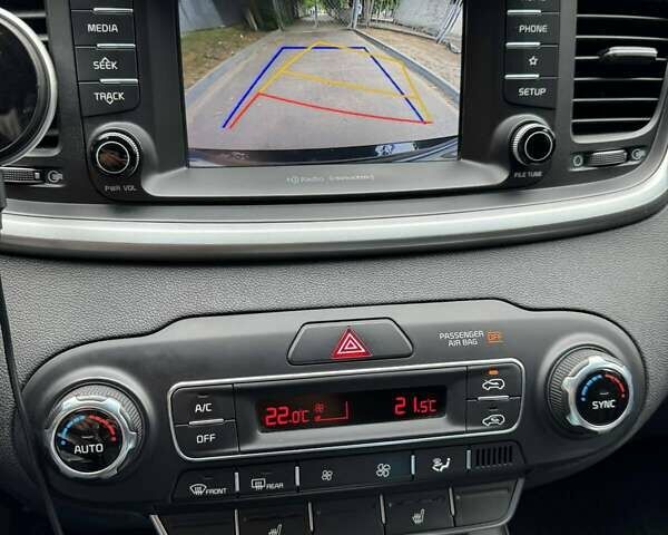 Киа Соренто, объемом двигателя 0 л и пробегом 83 тыс. км за 19500 $, фото 3 на Automoto.ua