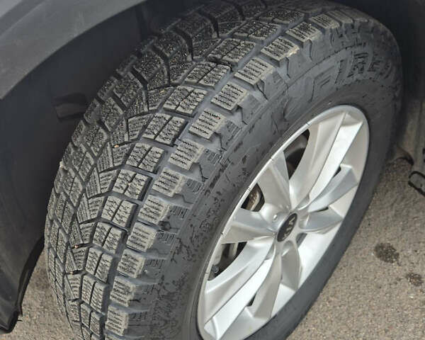 Киа Соренто, объемом двигателя 2.4 л и пробегом 77 тыс. км за 20000 $, фото 11 на Automoto.ua
