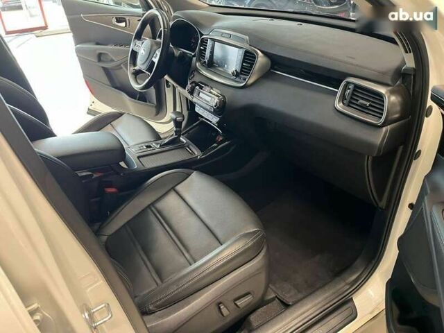 Киа Соренто, объемом двигателя 2 л и пробегом 95 тыс. км за 27500 $, фото 20 на Automoto.ua